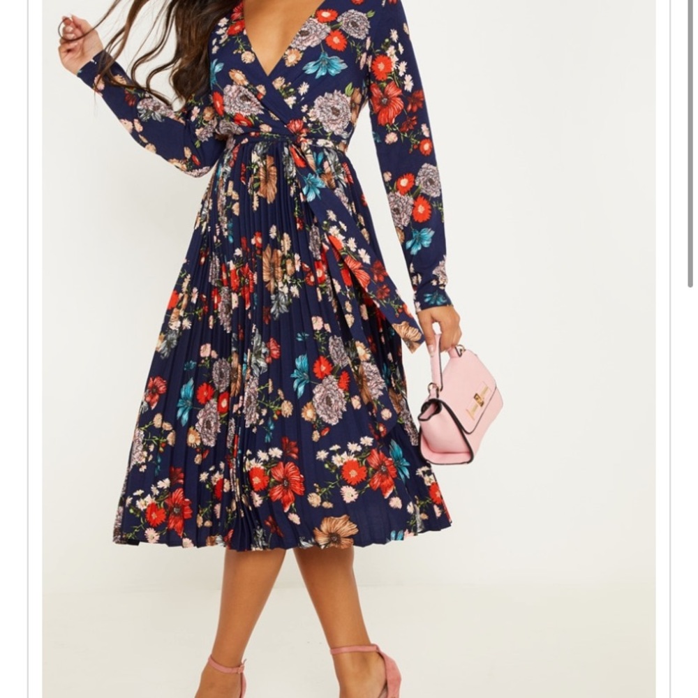 Navy Floral Long Sleeve Pleated Midi Dress